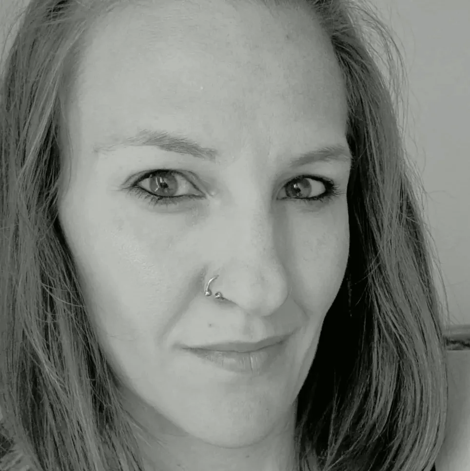Ariadna, 38 años